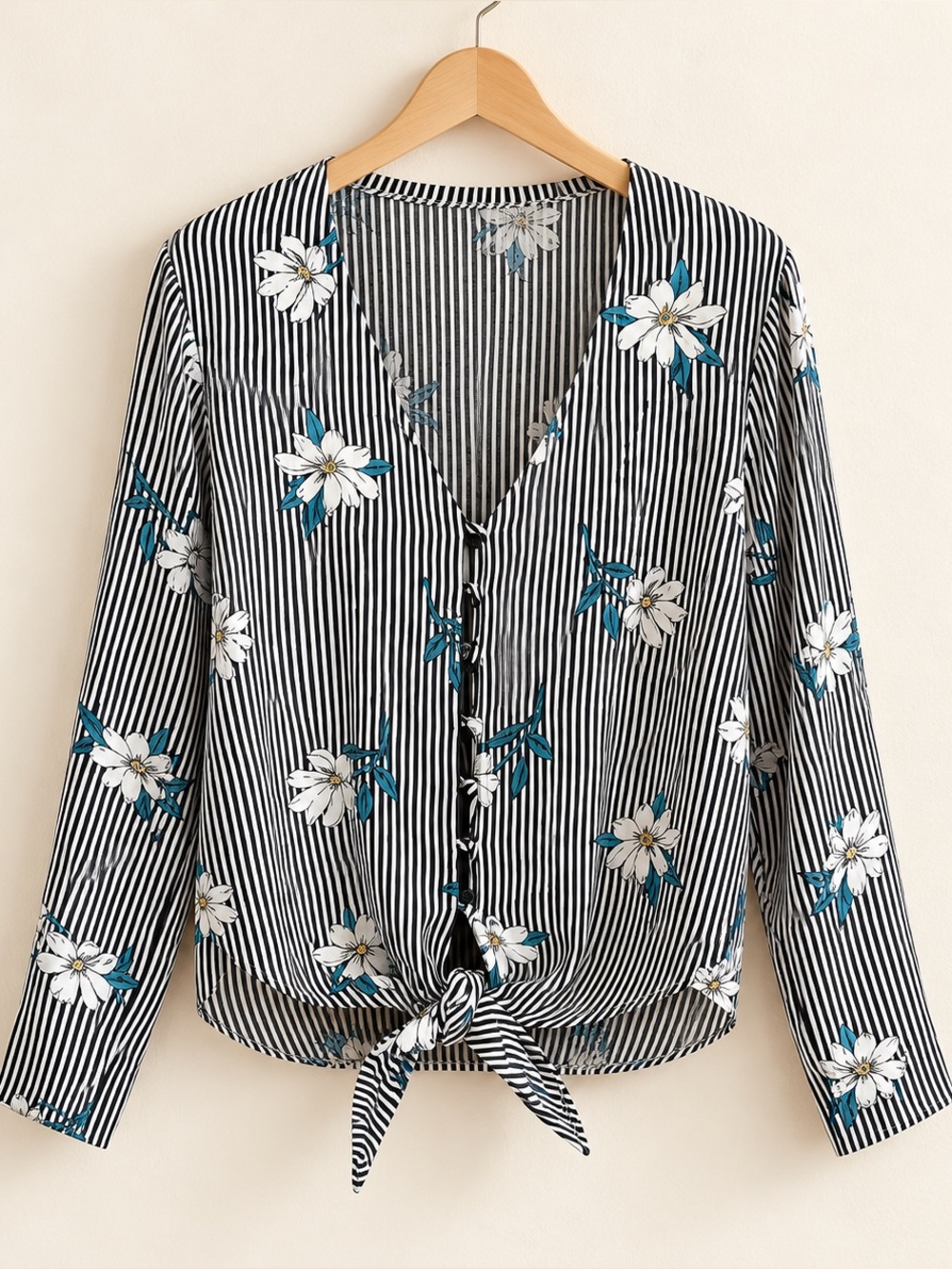 One Clothing Women’s M Striped Floral Tie Front Button Blouse Black White